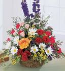 /images/1895zlg.jpg Garden Basket Arrangement