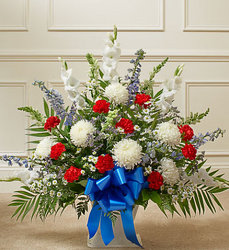 Heartfelt Tribute - Patriotic Flower Power, Florist Davenport FL