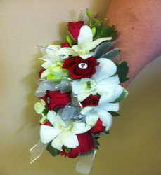 Princess Perfect Corsage - Standard Flower Power, Florist Davenport FL