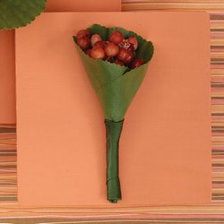 Hypericum Boutonniere 