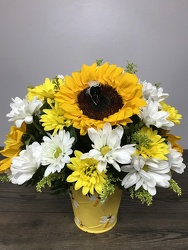 Bee Well Flower Power, Florist Davenport FL