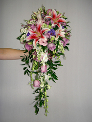 Cinderella's Cascade Davenport Florist - Same Day Flower Delivery - Flower Power 