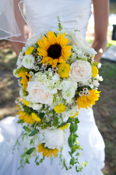 Sunshine Bride Davenport Florist - Same Day Flower Delivery - Flower Power 