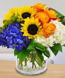 Floral Embrace  Davenport Florist - Same Day Flower Delivery - Flower Power 