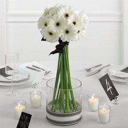 Gerbera Daisy Table Arrangement Davenport Florist - Same Day Flower Delivery - Flower Power 