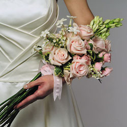 Cradle of Roses Davenport Florist - Same Day Flower Delivery - Flower Power 